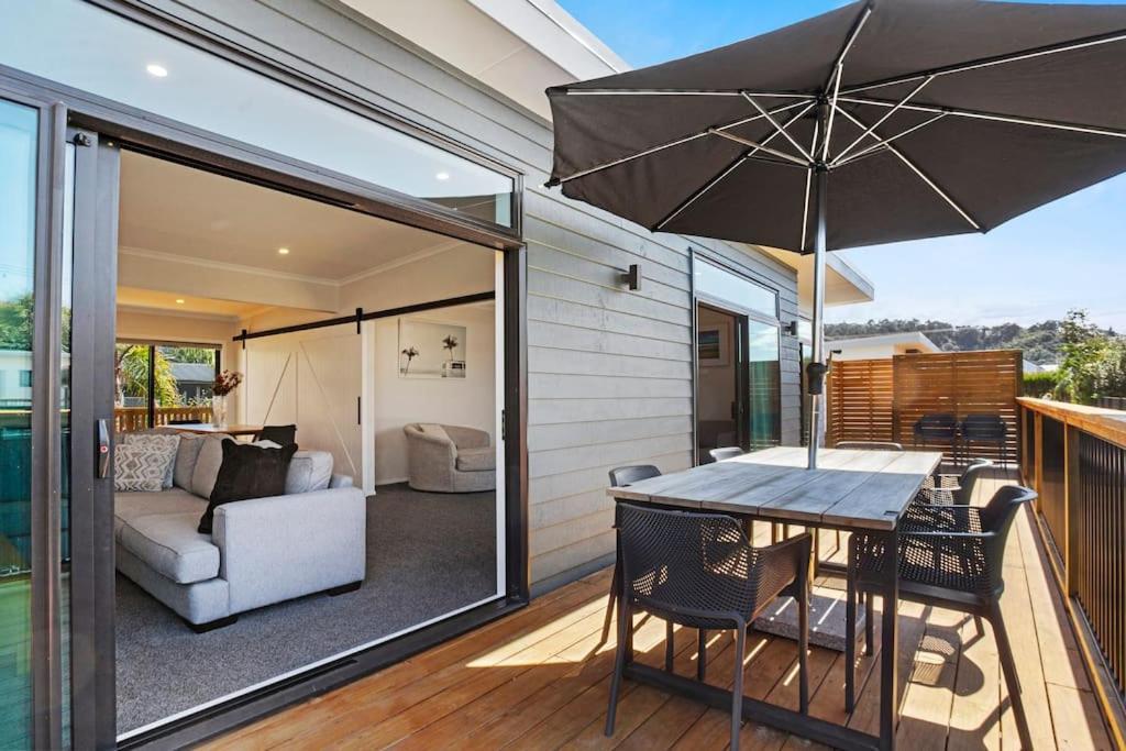 Leisure On Leo Villa Waihi Kültér fotó